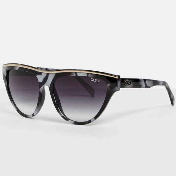 NWT Quay “Flight Risk” Tortoise Sunglasses - Picture 3 of 5